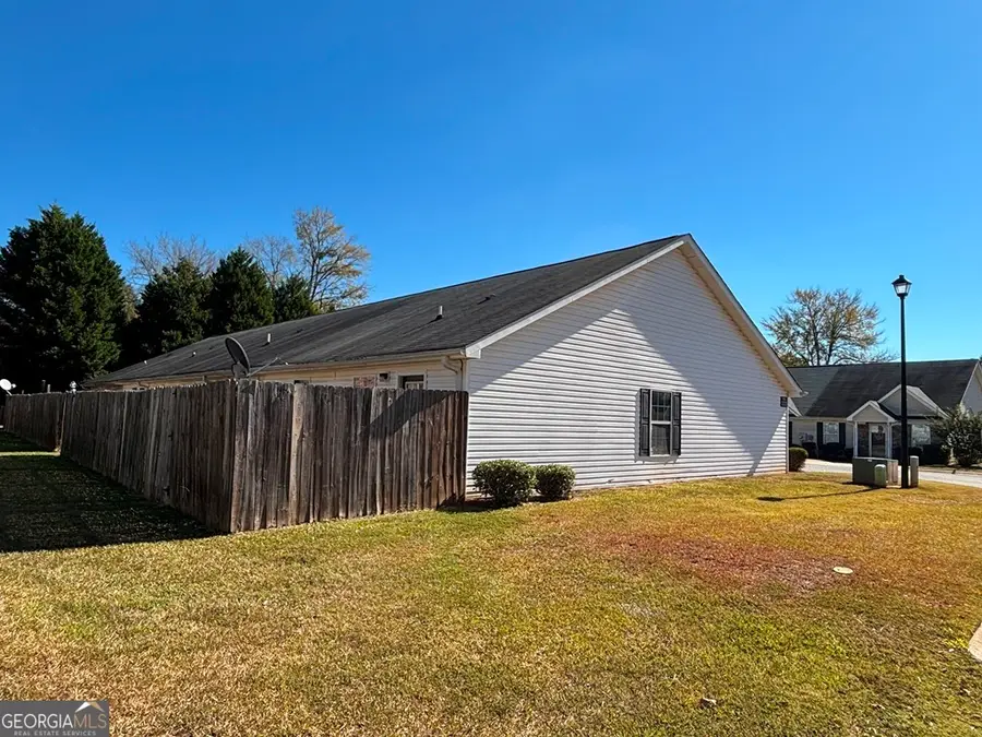 172 Harvest Court #201, Milledgeville, GA 31061 - Image #3