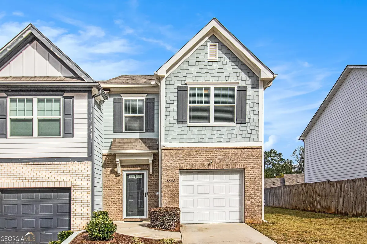5642 Union Pointe Drive, Union City, GA 30291 - Image #1