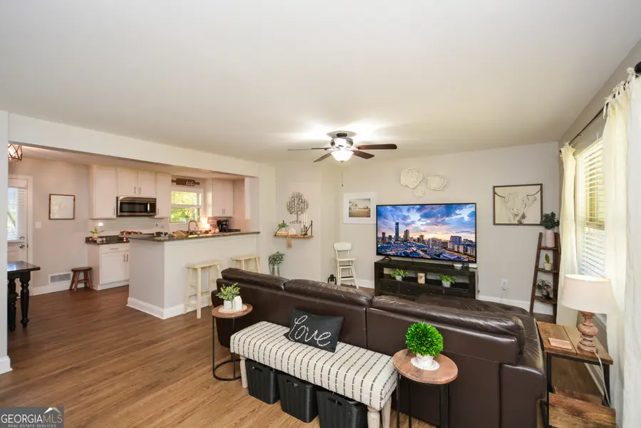 5806 Stonehaven Drive Nw, Kennesaw, GA 30152 - Image #2