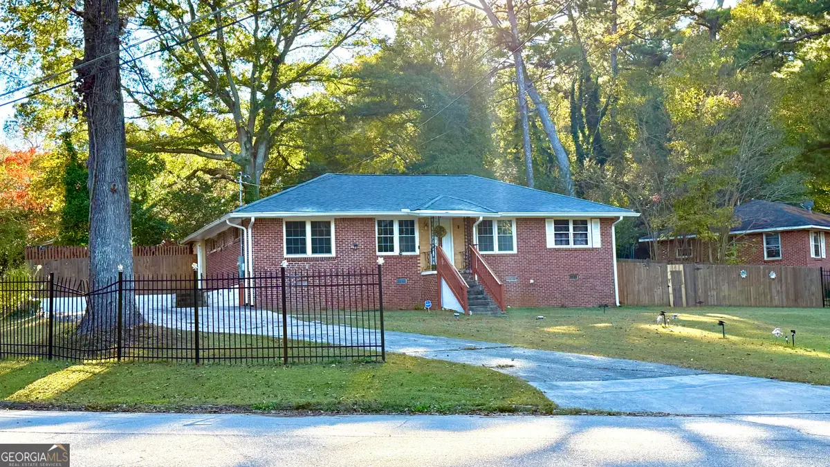 1367 Oakview Circle, Forest Park, GA 30297 - Image #1