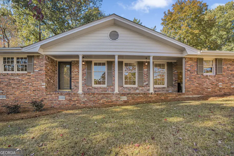 483 Rollingwood Drive, Stone Mountain, GA 30087 - Image #2