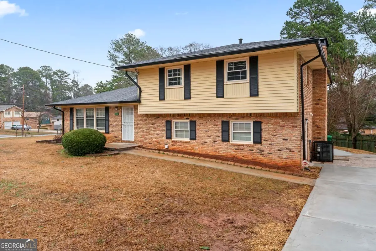 2002 Twin Falls Road, Decatur, GA 30032 - Image #1