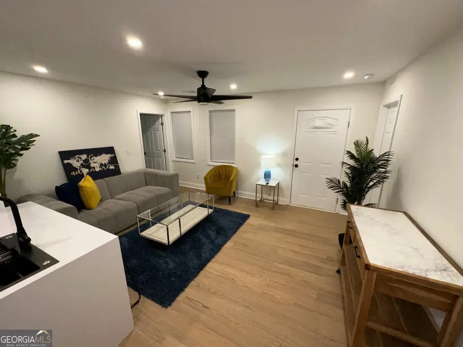 1735 Derry Avenue Sw, Atlanta, GA 30310 - Image #2