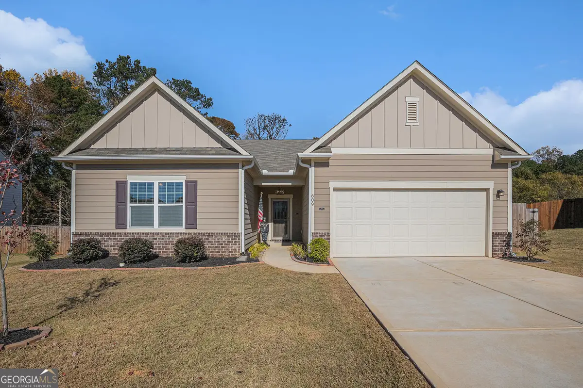 609 Bentwater Way, Hoschton, GA 30548 - Image #1