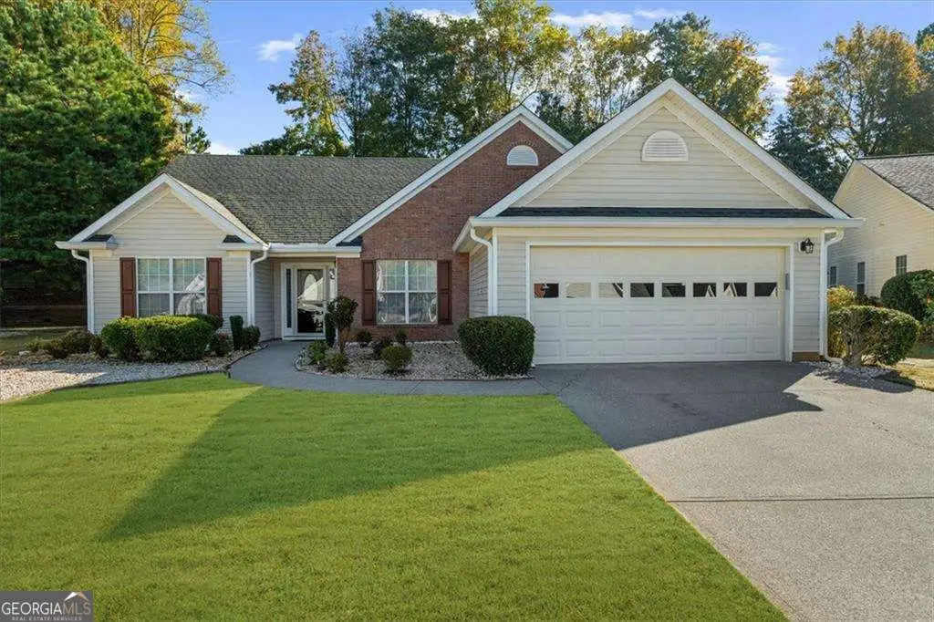 4032 Mcpherson Drive, Acworth, GA 30101 - Image #1