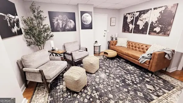 300 Peachtree Street Ne #17H, Atlanta, GA 30332