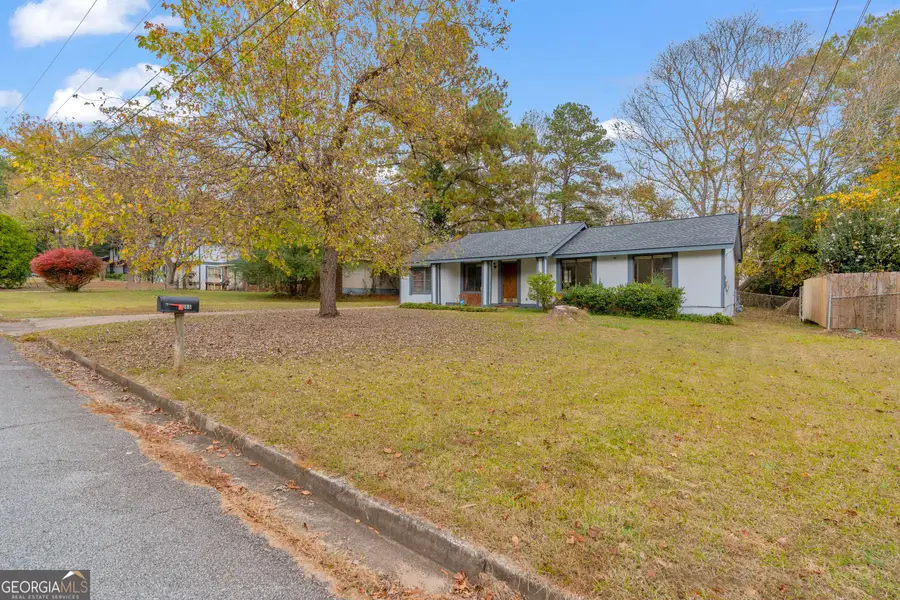 9068 Gatewood Drive, Jonesboro, GA 30238 - Image #2