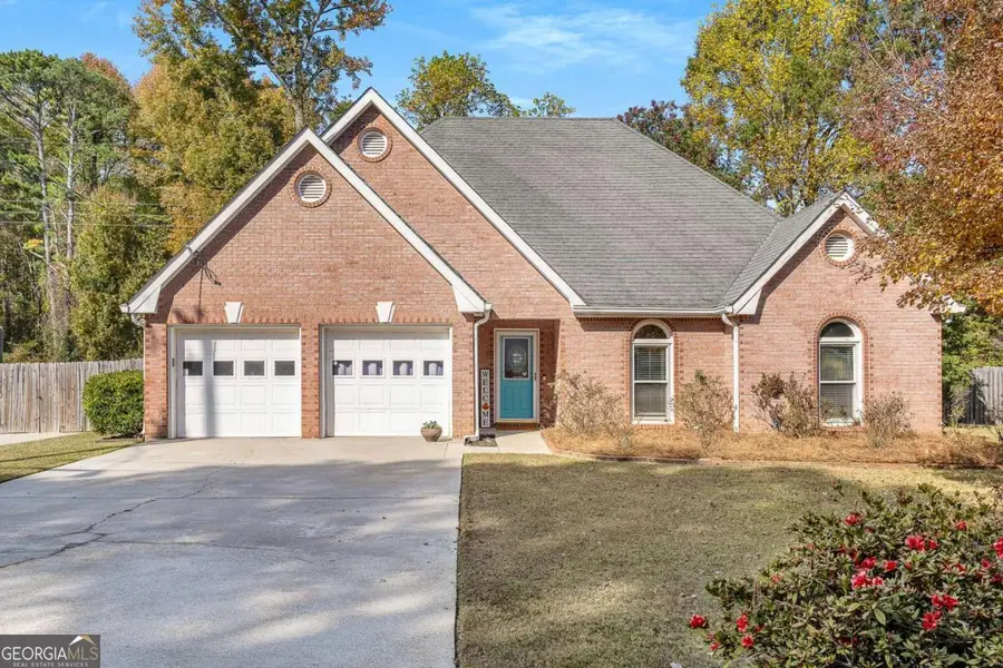 900 Burning Bush Drive, Loganville, GA 30052 - Image #2