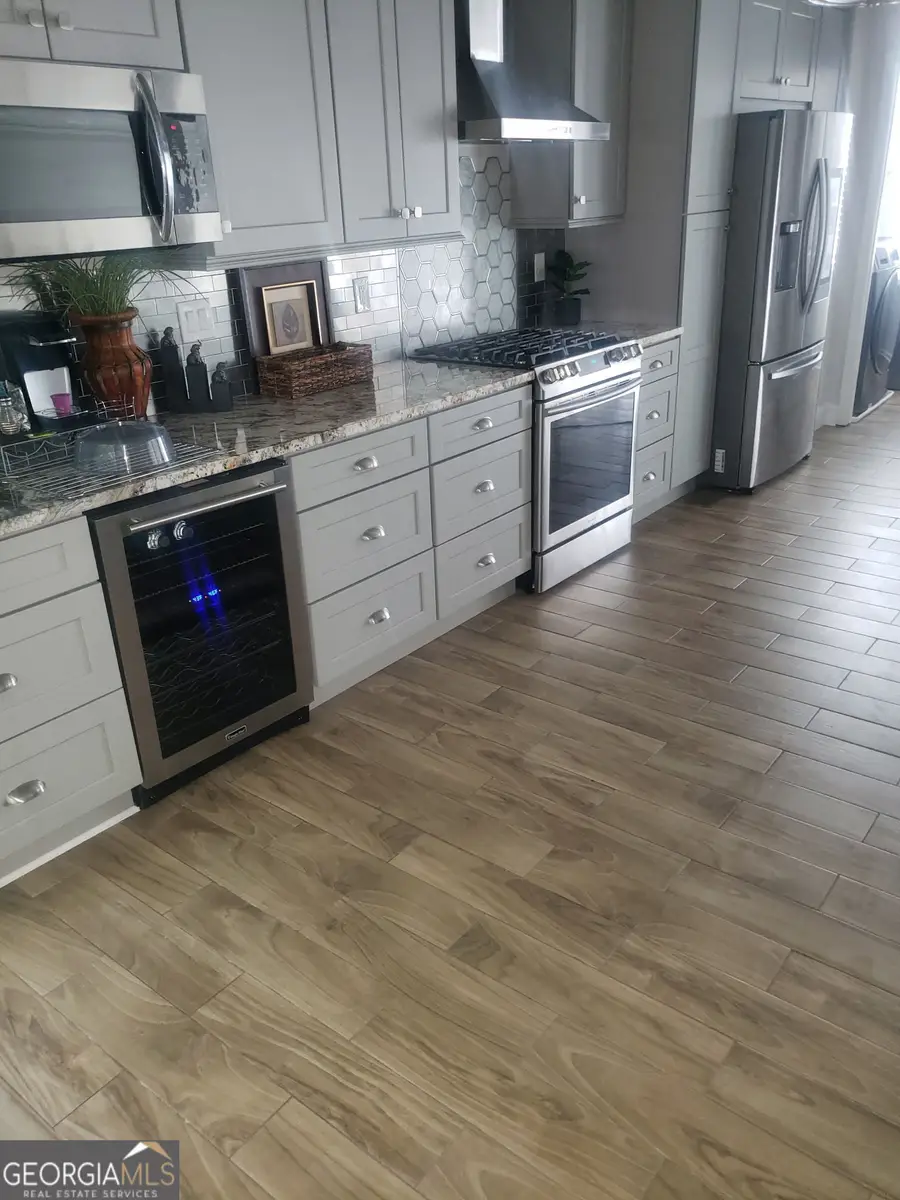 325 SW Belgrave Court Sw, Atlanta, GA 30331 - Image #3