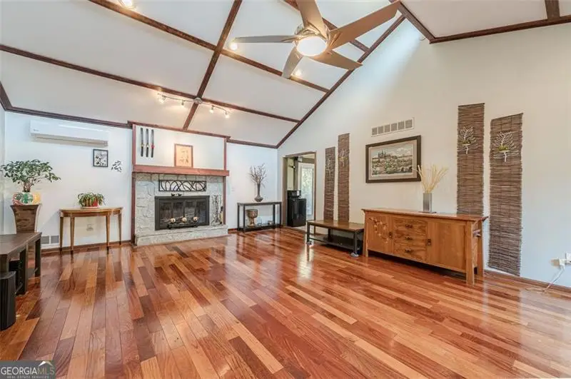 3967 Fairington Drive, Marietta, GA 30066 - Image #3