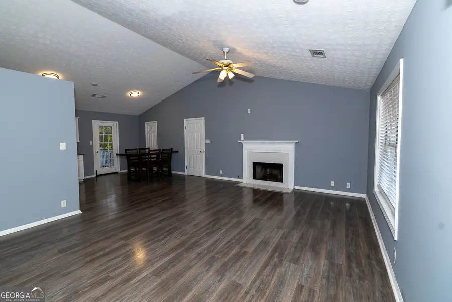 1025 Hunters Oak Trail, Sugar Hill, GA 30518 - Image #3