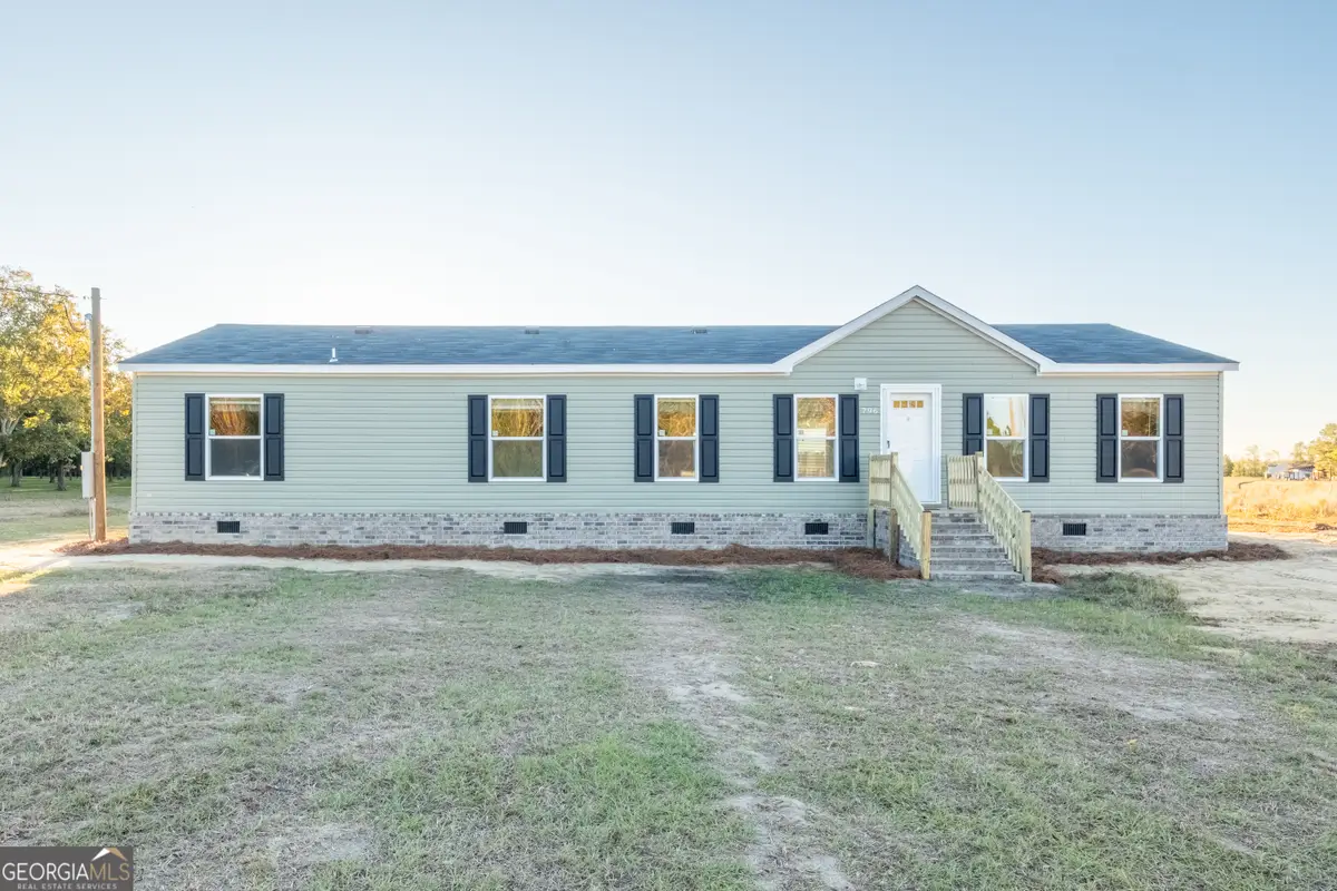 796 Lud Oquinn Road, Odum, GA 31555 - Image #1