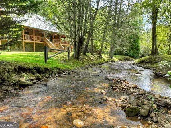 656 Newberry Drive, Ellijay, GA 30536