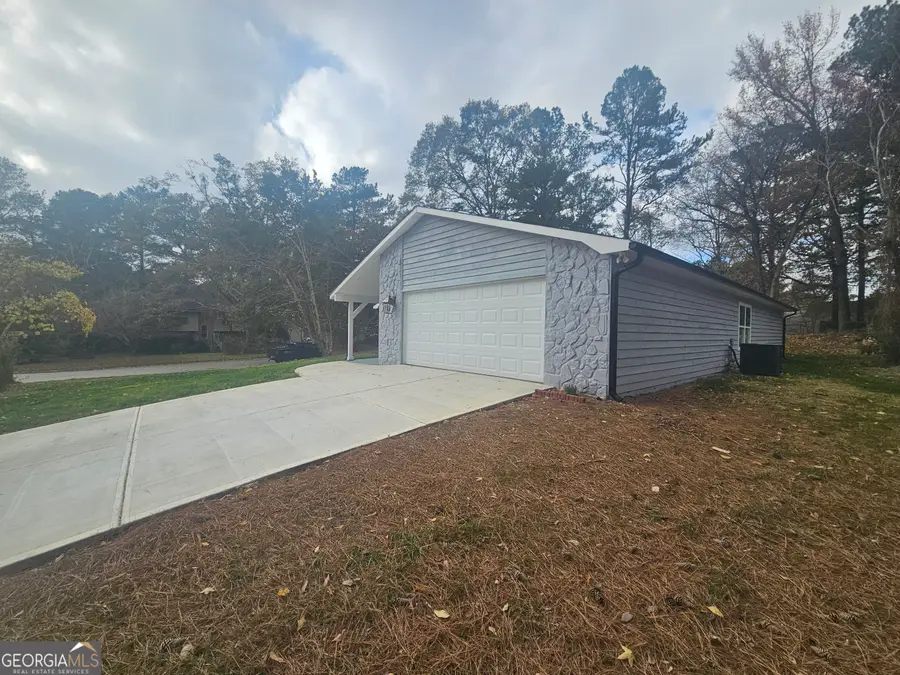 391 Park Ridge Circle, Riverdale, GA 30274 - Image #3