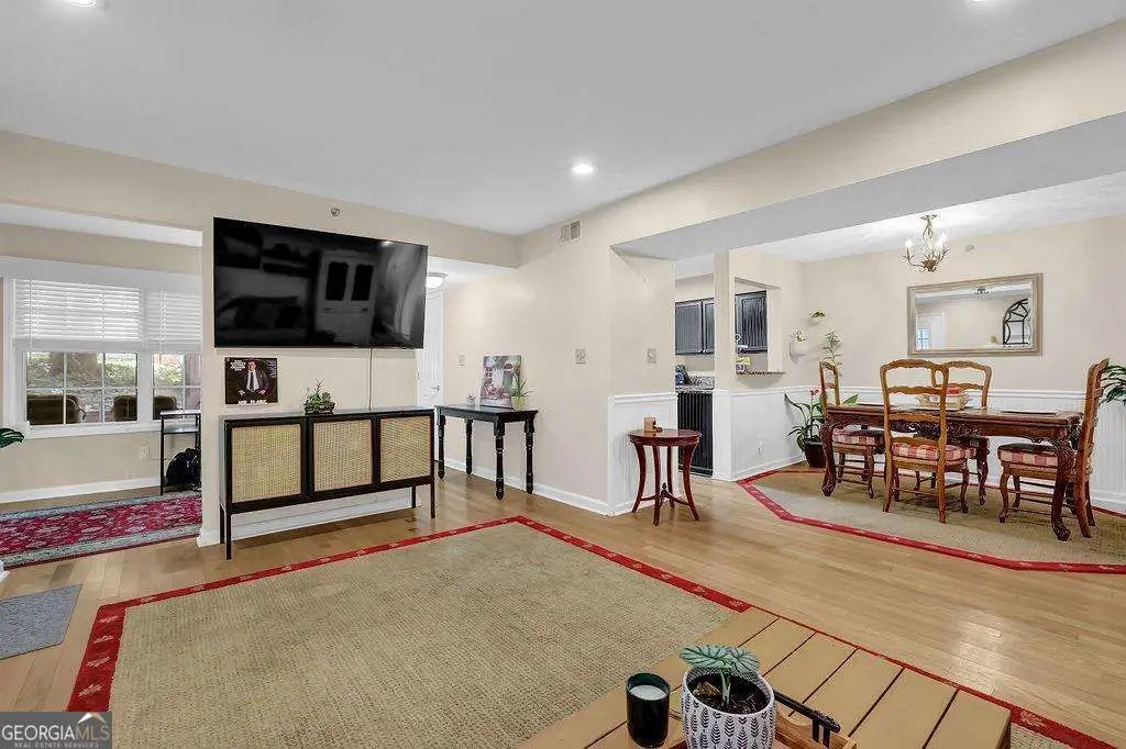 4081 Riverlook Parkway Se #102, Marietta, GA 30067 - Image #1