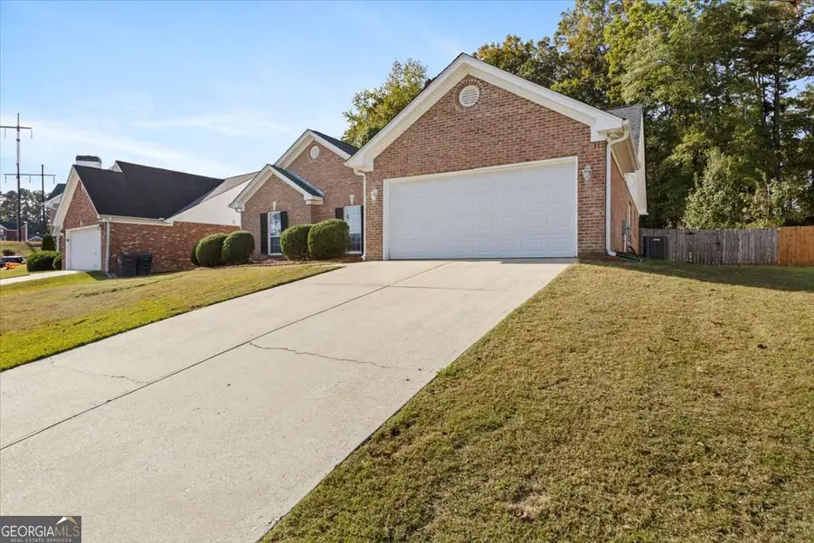 2592 Freemans Walk Path, Dacula, GA 30019 - Image #3