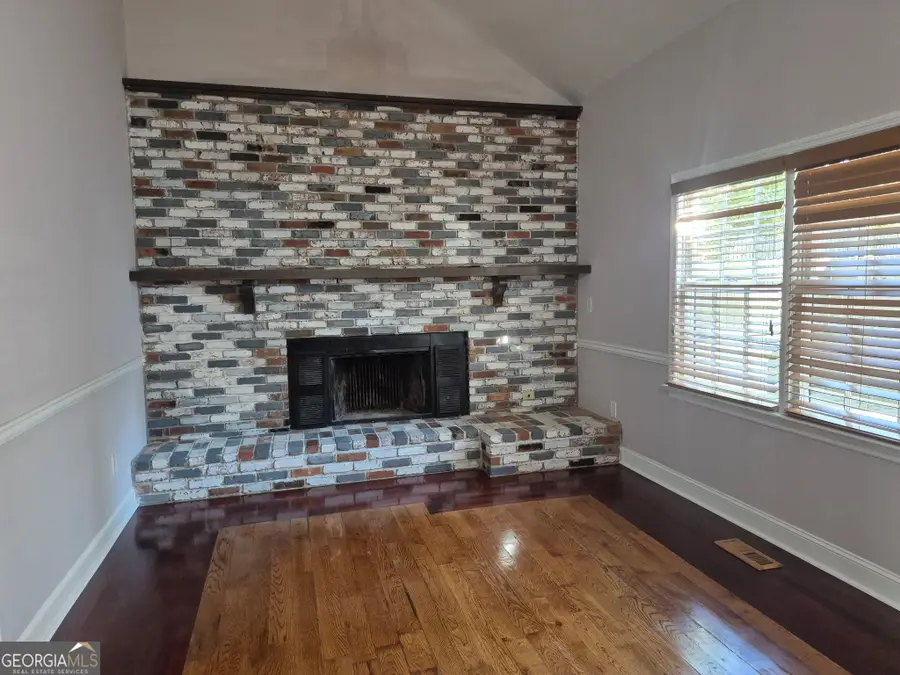 3911 Oak Harbour Drive, Gainesville, GA 30506 - Image #3