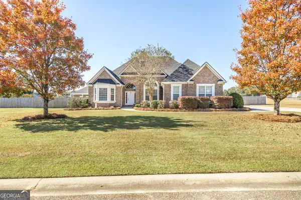 35 Falcon Crest Way, Byron, GA 31008