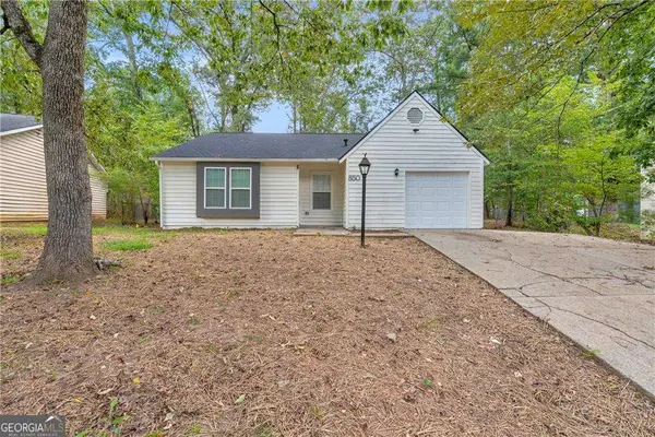 850 Greenhedge Drive, Stone Mountain, GA 30088