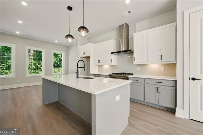 2206 Carlton Court, Atlanta, GA 30318 - Image #3