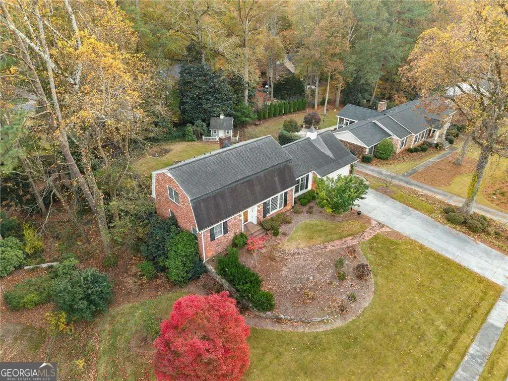 1701 Kings Down Circle, Dunwoody, GA 30338 - Image #1