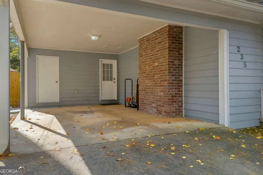 235 Round Table Road, Athens, GA 30606 - Image #3