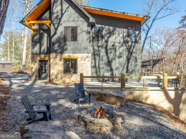 294 Campbell Camp Circle, Blue Ridge, GA 30513