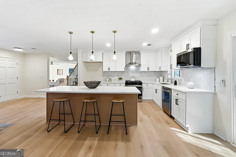 4146 Chimney Lake Drive Ne, Roswell, GA 30075 - Image #3