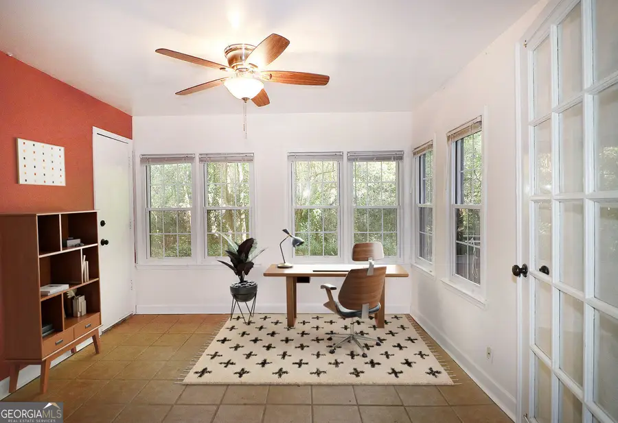 77 De Arc Place Nw, Atlanta, GA 30327 - Image #2