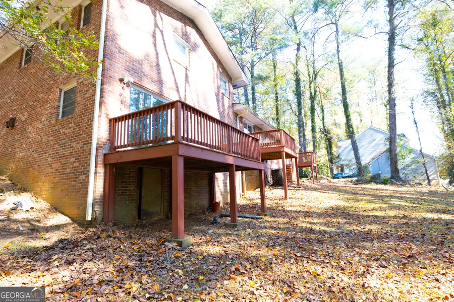 2030 Pine Oak Drive Sw, Atlanta, GA 30310 - Image #3