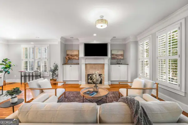 102 Knob Hills Circle, Decatur, GA 30030