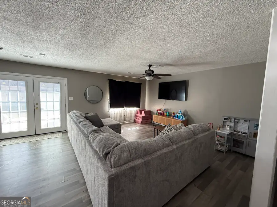 208 Pellimore Drive, Warner Robins, GA 31093 - Image #3