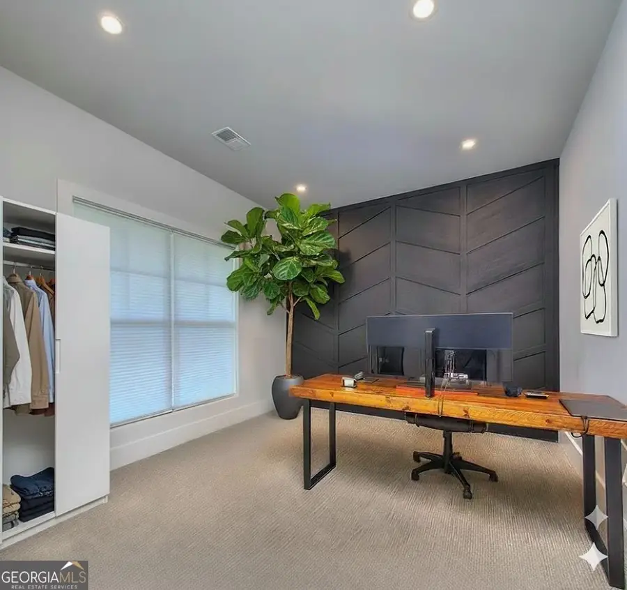 419 Mcinnes Circle Se, Marietta, GA 30060 - Image #3