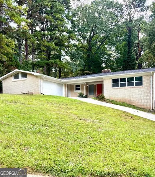 2924 Handy Drive, Atlanta, GA 30318 - Image #2