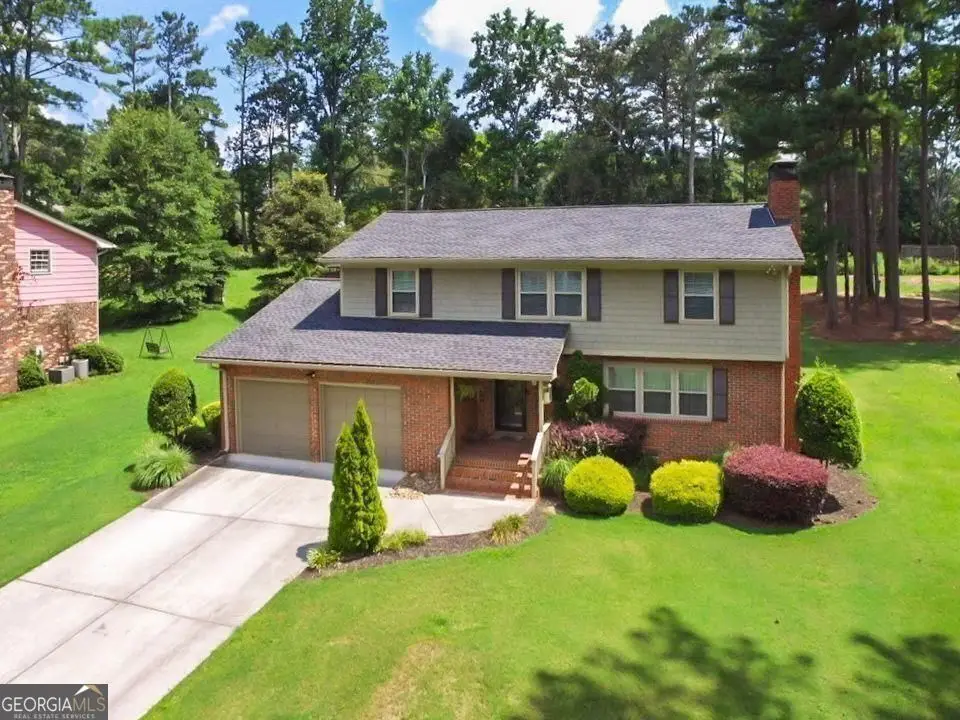 647 Shannon Green Circle Sw, Mableton, GA 30126 - Image #1