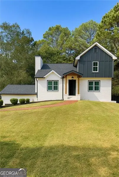 2048 Kelvin Drive, Lawrenceville, GA 30043 - Image #2