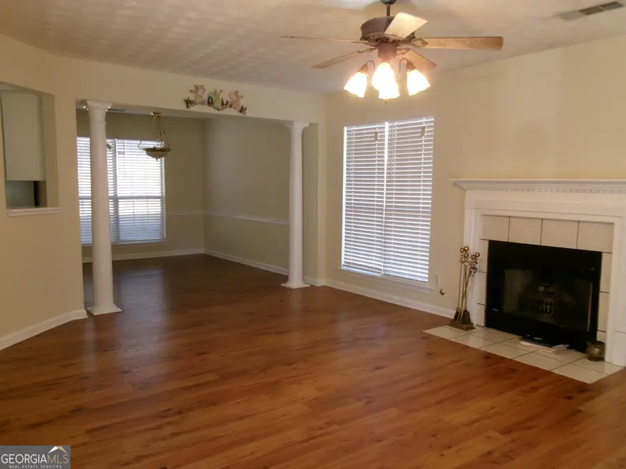 27 Central Park Drive, Hapeville, GA 30354 - Image #2
