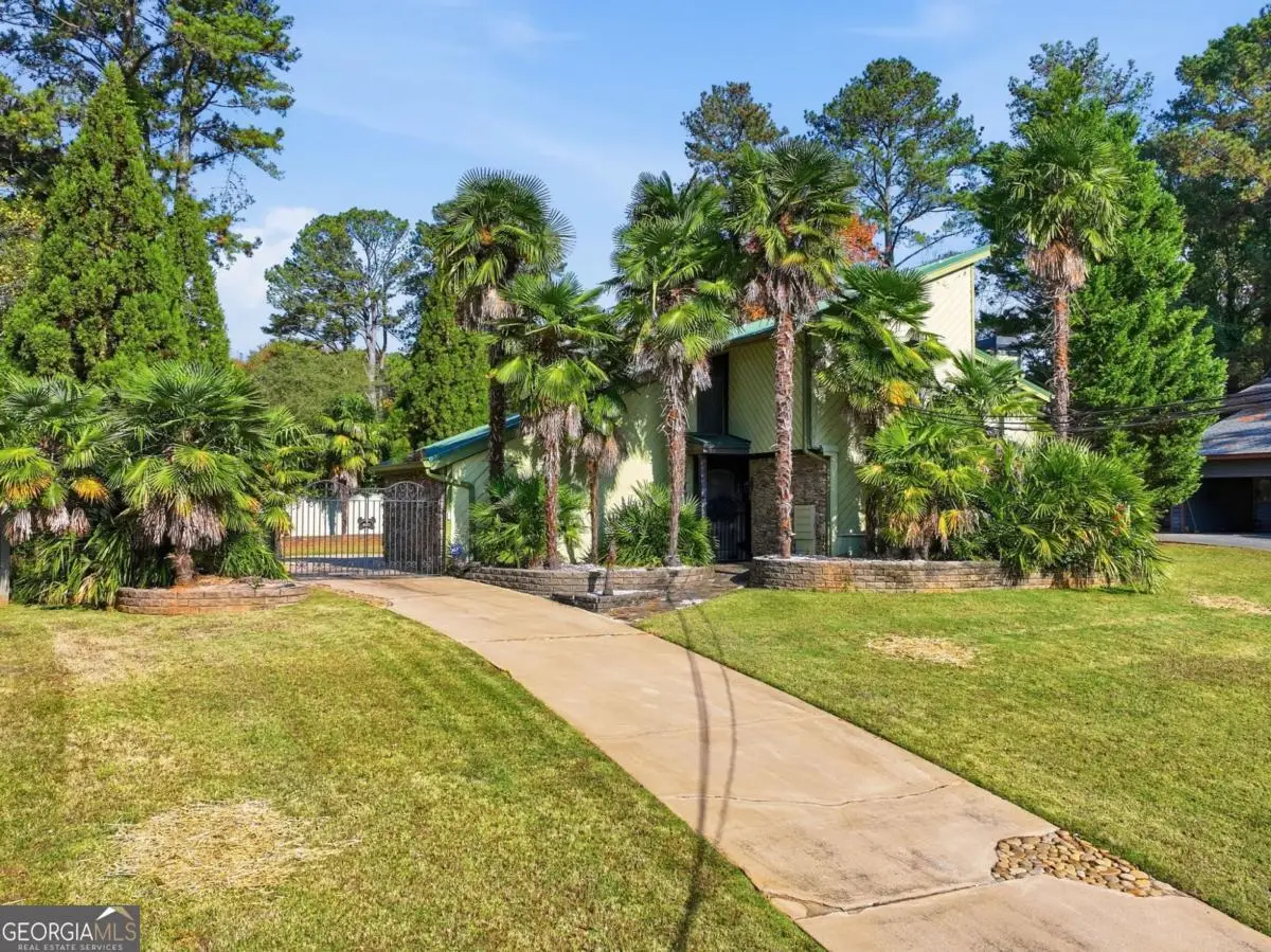 4107 Signal Ridge Sw, Lilburn, GA 30047 - Image #1