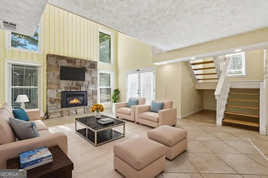 4107 Signal Ridge Sw, Lilburn, GA 30047 - Image #3