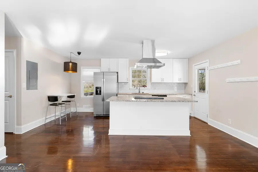 169 Hurt Drive Se, Smyrna, GA 30082 - Image #3