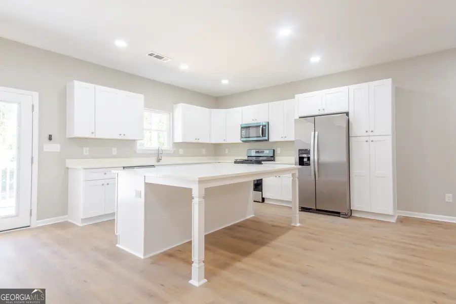 3078 Caliente Lane, Rex, GA 30273 - Image #3