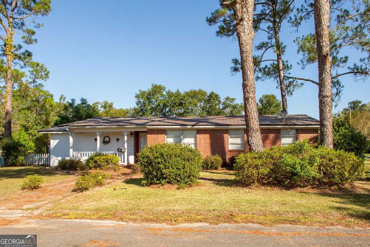 135 Morgan Street, Waycross, GA 31501 - Image #1