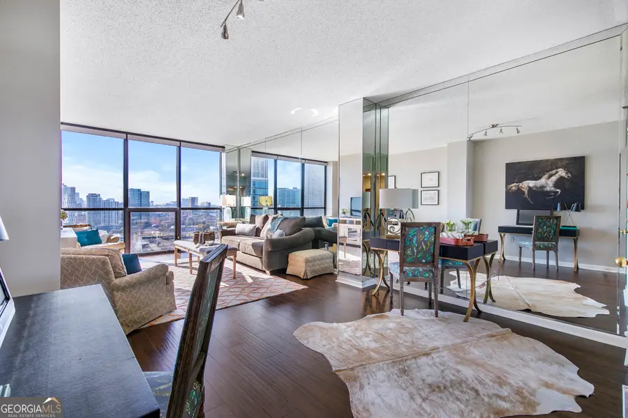 1280 W Peachtree Street Nw #APT 3806, Atlanta, GA 30309 - Image #2