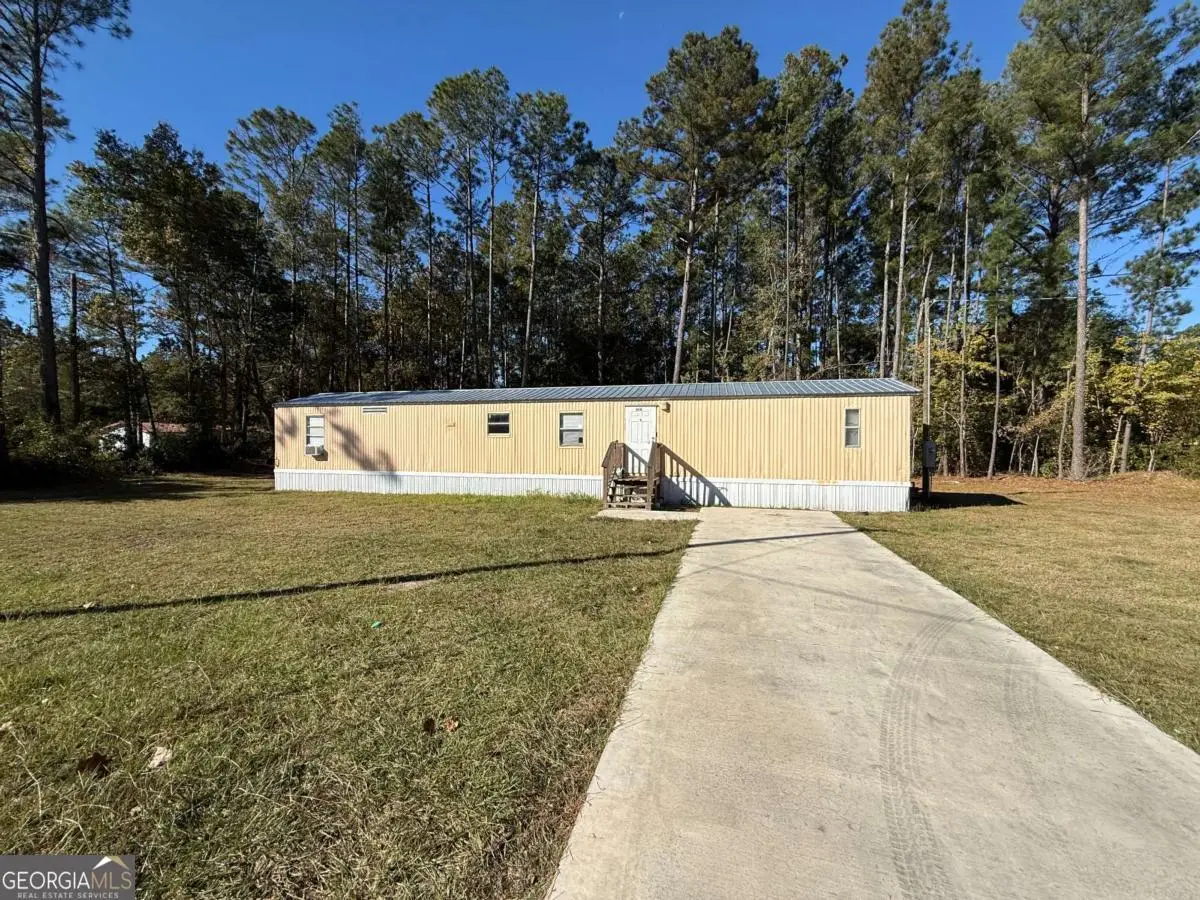 1316 Blackwell Street, Waycross, GA 31501 - Image #1