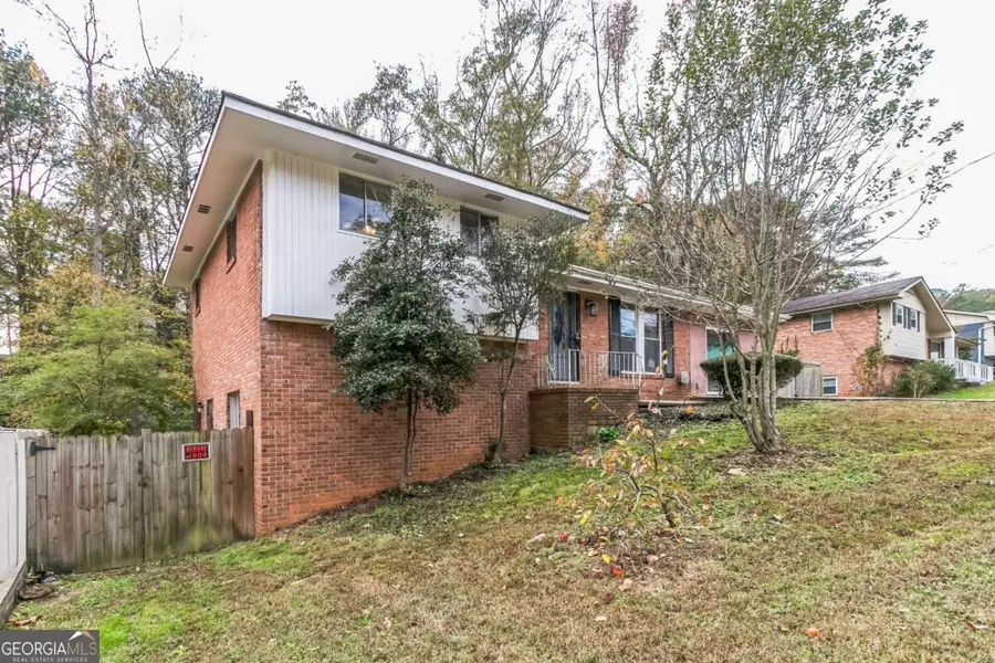 927 Slash Pine Road, Forest Park, GA 30297 - Image #3
