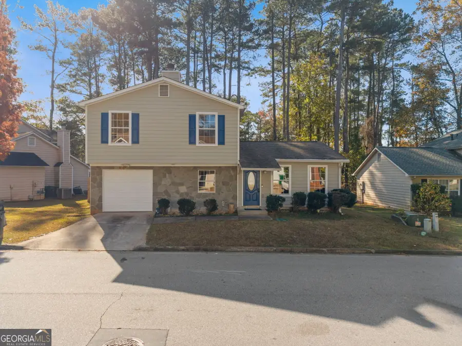 1311 Stoneleigh Way, Stone Mountain, GA 30088 - Image #2