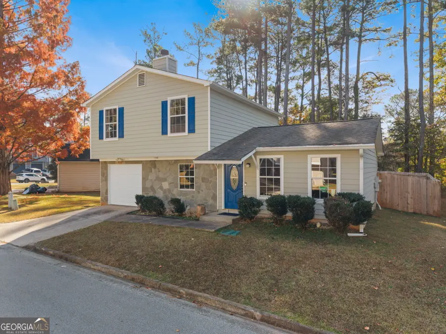 1311 Stoneleigh Way, Stone Mountain, GA 30088 - Image #3