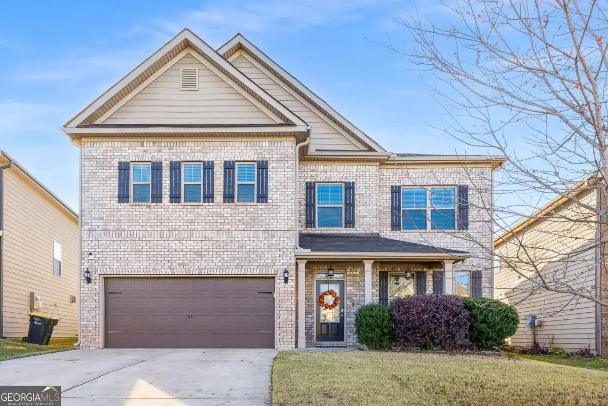 300 Palm Springs Circle, Fairburn, GA 30213 - Image #1