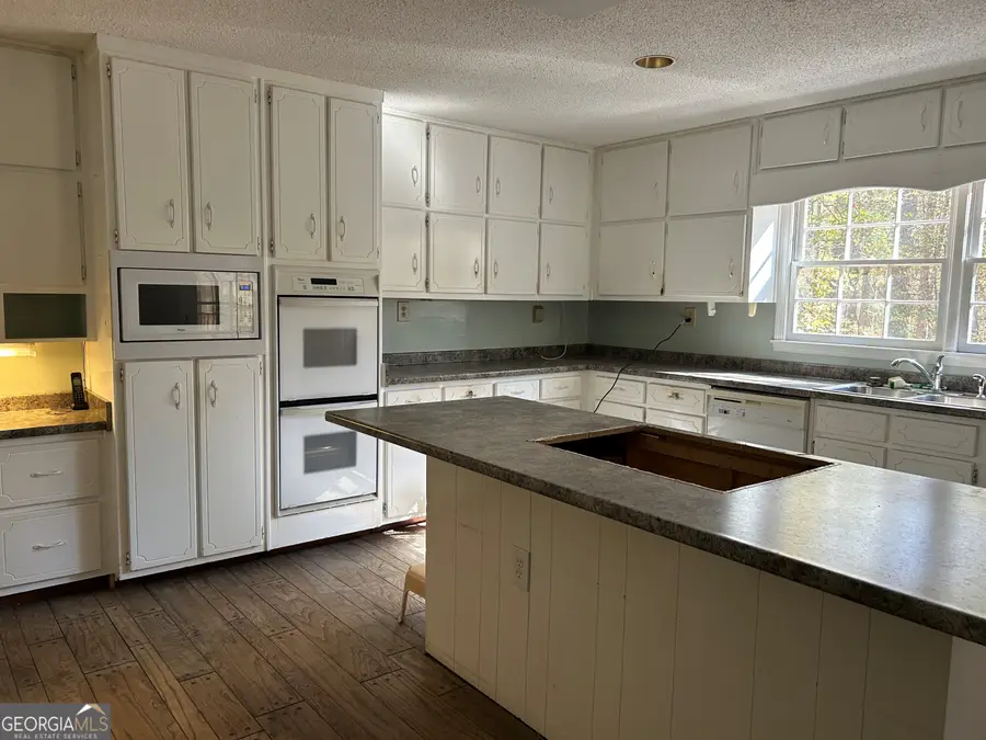 135 Melody Lane, Fayetteville, GA 30215 - Image #3