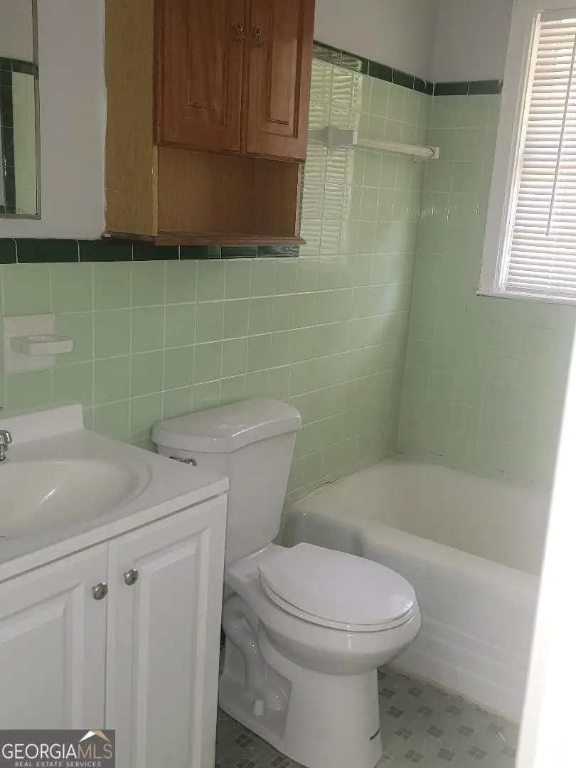 2457 Old Colony Road, East Point, GA 30344 - Image #2